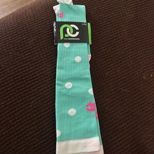 Pro Compression Women's Polka Dot Socks - Teal and Pink
